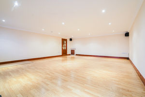 Photo 15- click for photo gallery